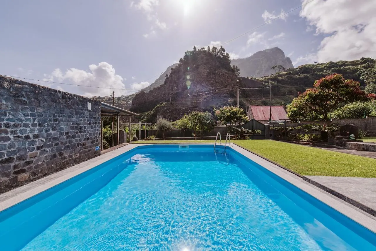 Villa Casa Da Pedra By Amazing Madeira Santana  0*, Santana (Madeira)